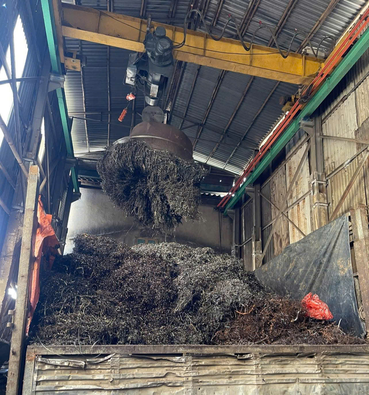 Đơn vị thu mua phế liệu giá cao, uy tín tại TP.HCM 2 Pldpt 3