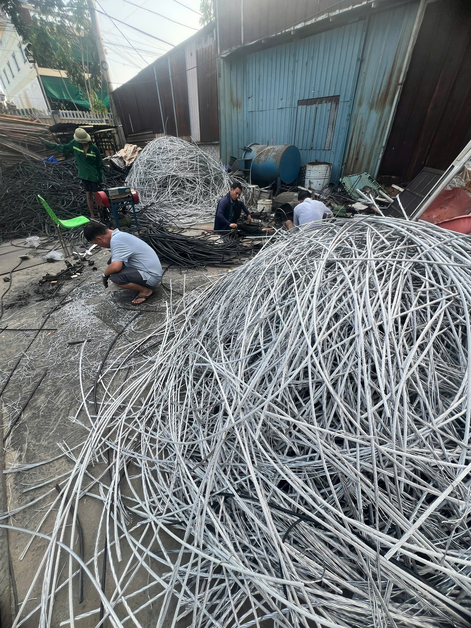 Đơn vị thu mua phế liệu giá cao, uy tín tại TP.HCM 3 Pldpt4